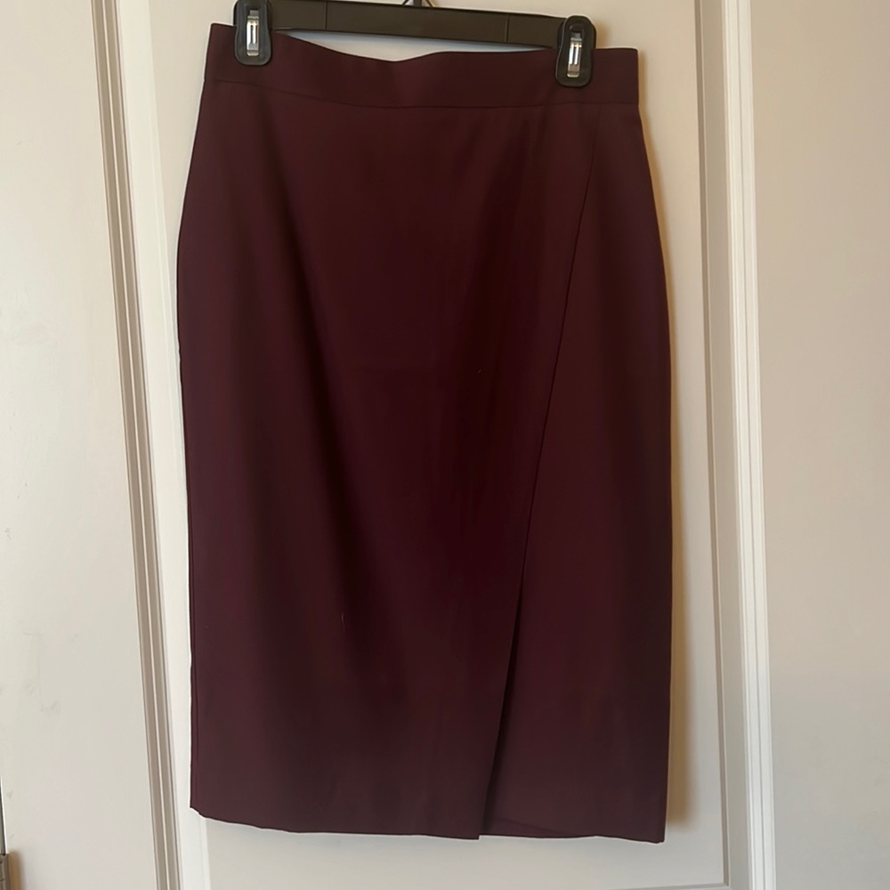 NWT Ann Taylor pencil skirt, size 2
